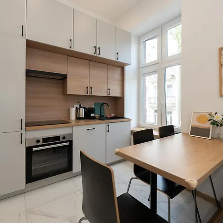 Your Place In The Heart Of Apartment